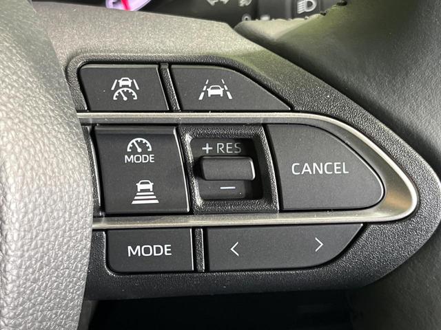 ノア Ｓ－Ｚ　登録済未使用車　両側電動スライド　純正１０．５型ディスプレイ　全周囲カメラ　トヨタチームメイト　セーフティセンス　レーダークルーズ　パワーバックドア　ハーフレザーシート　前席中列シートヒーター　ＥＴＣ（7枚目）