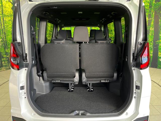 ノア Ｓ－Ｚ　登録済未使用車　両側電動スライド　純正１０．５型ディスプレイ　全周囲カメラ　トヨタチームメイト　セーフティセンス　レーダークルーズ　パワーバックドア　ハーフレザーシート　前席中列シートヒーター　ＥＴＣ（52枚目）