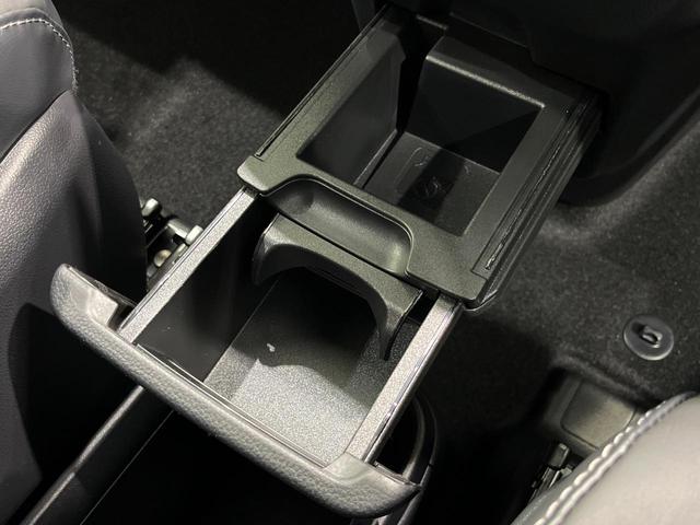 ノア Ｓ－Ｚ　登録済未使用車　両側電動スライド　純正１０．５型ディスプレイ　全周囲カメラ　トヨタチームメイト　セーフティセンス　レーダークルーズ　パワーバックドア　ハーフレザーシート　前席中列シートヒーター　ＥＴＣ（57枚目）