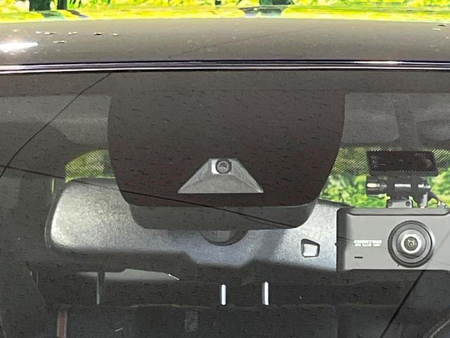 RAV4 アドベンチャー 4WD 9型ディスプレイオーディオ バックカメラ セーフティセンス レーダークルーズ 合皮シート パワーシート ドラレコ コーナーセンサー スマートキー LEDヘッド ETC オートマチックハイビーム(5枚目)