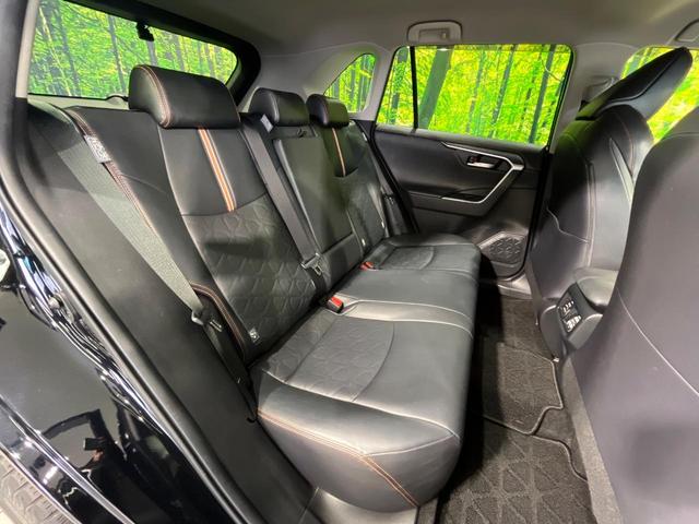 RAV4 アドベンチャー 4WD 9型ディスプレイオーディオ バックカメラ セーフティセンス レーダークルーズ 合皮シート パワーシート ドラレコ コーナーセンサー スマートキー LEDヘッド ETC オートマチックハイビーム(9枚目)