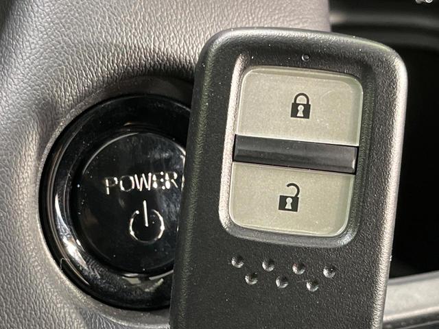 フィット ｅ：ＨＥＶホーム　２０周年特別仕様車　カーサ　４ＷＤ　純正９型ＳＤナビ　バックカメラ　寒冷地仕様　ホンダセンシング　アダプティブクルーズ　禁煙車　ドラレコ　コーナーセンサー　スマートキー　ＬＥＤヘッド　ビルトインＥＴＣ　オートハイビーム（28枚目）