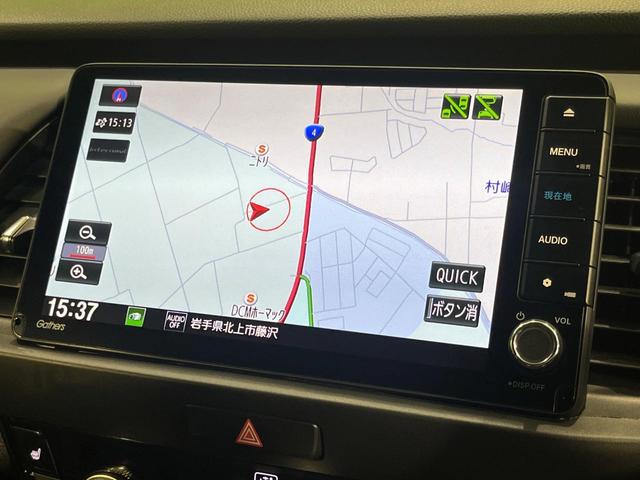 フィット ｅ：ＨＥＶホーム　２０周年特別仕様車　カーサ　４ＷＤ　純正９型ＳＤナビ　バックカメラ　寒冷地仕様　ホンダセンシング　アダプティブクルーズ　禁煙車　ドラレコ　コーナーセンサー　スマートキー　ＬＥＤヘッド　ビルトインＥＴＣ　オートハイビーム（32枚目）