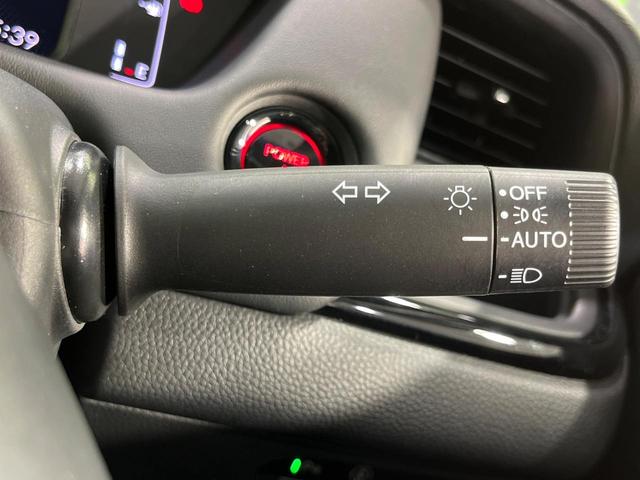 フィット ｅ：ＨＥＶホーム　２０周年特別仕様車　カーサ　４ＷＤ　純正９型ＳＤナビ　バックカメラ　寒冷地仕様　ホンダセンシング　アダプティブクルーズ　禁煙車　ドラレコ　コーナーセンサー　スマートキー　ＬＥＤヘッド　ビルトインＥＴＣ　オートハイビーム（39枚目）