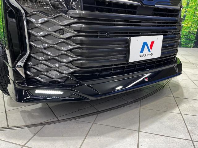 ヴォクシー Ｓ－Ｚ　４ＷＤ　ＧＲエアロ　両側電動ドア　純正１０インチナビ　バックカメラ　セーフティセンス　レーダークルーズ　禁煙車　ハーフレザーシート　ドラレコ　コーナーセンサー　スマートキー　ＬＥＤヘッド　ＥＴＣ２．０（26枚目）