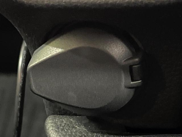 ヴォクシー Ｓ－Ｚ　４ＷＤ　ＧＲエアロ　両側電動ドア　純正１０インチナビ　バックカメラ　セーフティセンス　レーダークルーズ　禁煙車　ハーフレザーシート　ドラレコ　コーナーセンサー　スマートキー　ＬＥＤヘッド　ＥＴＣ２．０（50枚目）