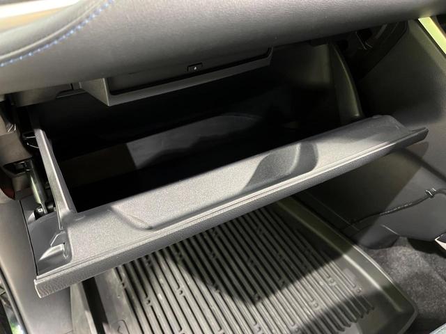 ヴォクシー Ｓ－Ｚ　４ＷＤ　ＧＲエアロ　両側電動ドア　純正１０インチナビ　バックカメラ　セーフティセンス　レーダークルーズ　禁煙車　ハーフレザーシート　ドラレコ　コーナーセンサー　スマートキー　ＬＥＤヘッド　ＥＴＣ２．０（65枚目）