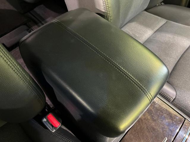 エリシオンプレステージ S HDDナビスペシャルパッケージ 両側電動スライド 純正HDDナビ バックカメラ 禁煙車 ハーフレザーシート ドラレコ コーナーセンサー スマートキー HIDヘッド オートライト オートエアコン 純正17インチAW CD/DVD再生(54枚目)