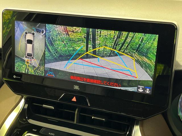 【パノラミックビューモニター】専用のカメラにより、上から見下ろしたような視点で３６０度クルマの周囲を確認することができます☆死角部分も確認しやすく、狭い場所での切り返しや駐車もスムーズに行えます。