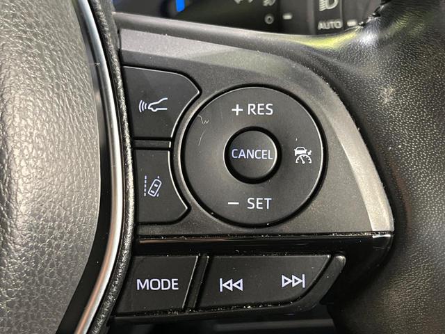 【レーダークルーズコントロール】高速道路での長距離走行が楽に！！自動で速度を保つクルーズコントロールが、衝突軽減システムと連携し、前方の車両を感知して車間を保つように速度調節してくれます！！