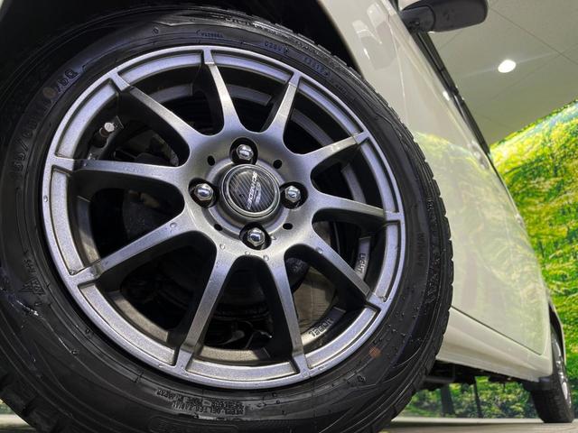 【１４インチアルミホイール】外観にマッチしたアルミホイールを装着しております。各種アルミホイールや、スタッドレスタイヤも取扱いしております。是非ご相談ください♪