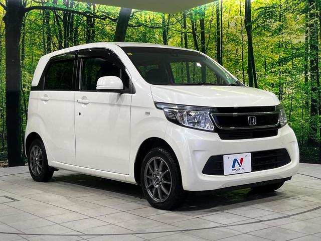 高透明度のガラス皮膜で撥水はもちろん、上質なツヤ・光沢を実現。紫外線や酸性雨から大切な愛車を保護し、色あせ・劣化を防止。「弾スプラッシュコート」、「弾プリミッサコート」からお選びいただけます。