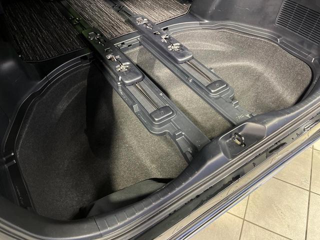 ヴェルファイア ２．５Ｚ　Ａエディション　４ＷＤ　両側電動スライド　純正９．２型ＳＤナビ　１２．１型後席モニター　バックカメラ　ＪＢＬサウンドシステム　セーフティセンス　レーダークルーズ　禁煙車　コーナーセンサー　スマートキー（55枚目）