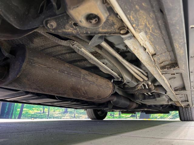 ヴォクシー ＺＳ　煌ＩＩ　４ＷＤ　両側電動スライドドア　純正１０型ＳＤナビ　フリップダウンモニター　バックカメラ　寒冷地仕様　セーフティセンスＣ　禁煙車　ドラレコ　コーナーセンサー　スマートキー　ＬＥＤヘッド　ＥＴＣ（23枚目）