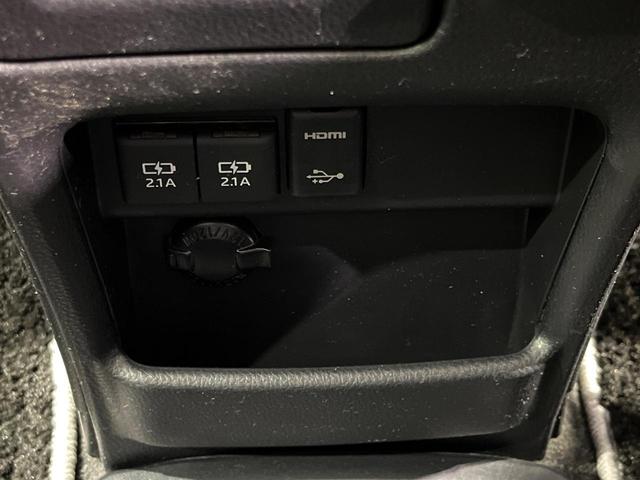 ヴォクシー ＺＳ　煌ＩＩ　４ＷＤ　両側電動スライドドア　純正１０型ＳＤナビ　フリップダウンモニター　バックカメラ　寒冷地仕様　セーフティセンスＣ　禁煙車　ドラレコ　コーナーセンサー　スマートキー　ＬＥＤヘッド　ＥＴＣ（36枚目）