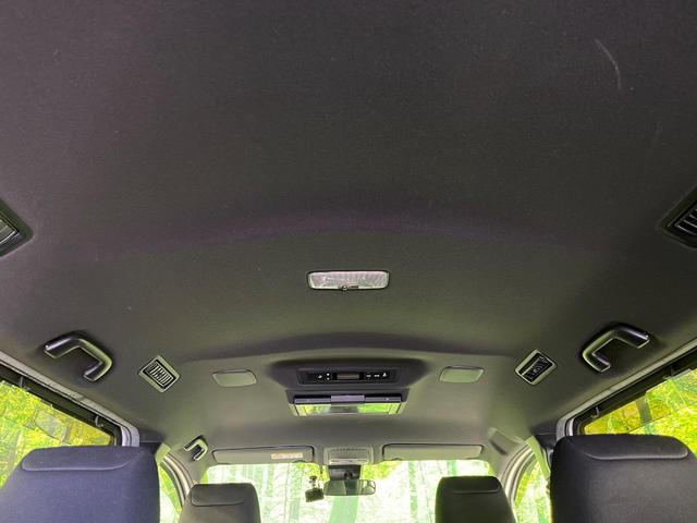 ヴォクシー ＺＳ　煌ＩＩ　４ＷＤ　両側電動スライドドア　純正１０型ＳＤナビ　フリップダウンモニター　バックカメラ　寒冷地仕様　セーフティセンスＣ　禁煙車　ドラレコ　コーナーセンサー　スマートキー　ＬＥＤヘッド　ＥＴＣ（53枚目）