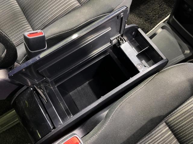 ヴォクシー ＺＳ　煌ＩＩ　４ＷＤ　両側電動スライドドア　純正１０型ＳＤナビ　フリップダウンモニター　バックカメラ　寒冷地仕様　セーフティセンスＣ　禁煙車　ドラレコ　コーナーセンサー　スマートキー　ＬＥＤヘッド　ＥＴＣ（61枚目）