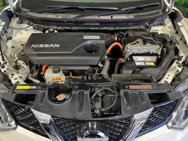 エクストレイル ２０Ｘ　ハイブリッド　エマージェンシーブレーキＰ　４ＷＤ　純正ＳＤナビ　全周囲カメラ　エマージェンシーブレーキ　禁煙車　防水シート　シートヒーター　コーナーセンサー　スマートキー　ＬＥＤヘッド　ＥＴＣ　クルーズコントロール　車線逸脱警報　オートライト（18枚目）