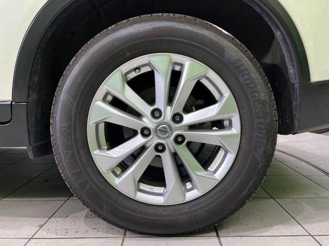 エクストレイル ２０Ｘ　ハイブリッド　エマージェンシーブレーキＰ　４ＷＤ　純正ＳＤナビ　全周囲カメラ　エマージェンシーブレーキ　禁煙車　防水シート　シートヒーター　コーナーセンサー　スマートキー　ＬＥＤヘッド　ＥＴＣ　クルーズコントロール　車線逸脱警報　オートライト（59枚目）