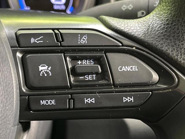 ヤリスクロス Ｘ　４ＷＤ　ディスプレイオーディオ　バックカメラ　セーフティセンス　レーダークルーズ　禁煙車　クリアランスソナー　スマートキー　オートハイビーム　車線逸脱警報　誤発進抑制機能　Ｂｌｕｅｔｏｏｔｈ再生（6枚目）