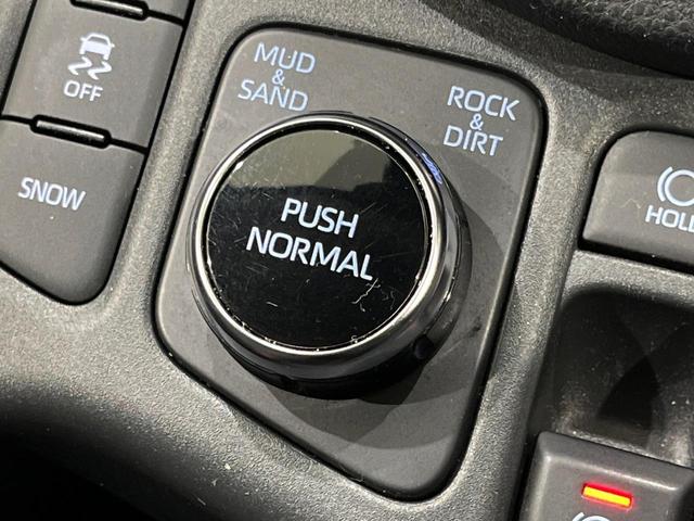 ヤリスクロス Ｘ　４ＷＤ　ディスプレイオーディオ　バックカメラ　セーフティセンス　レーダークルーズ　禁煙車　クリアランスソナー　スマートキー　オートハイビーム　車線逸脱警報　誤発進抑制機能　Ｂｌｕｅｔｏｏｔｈ再生（26枚目）