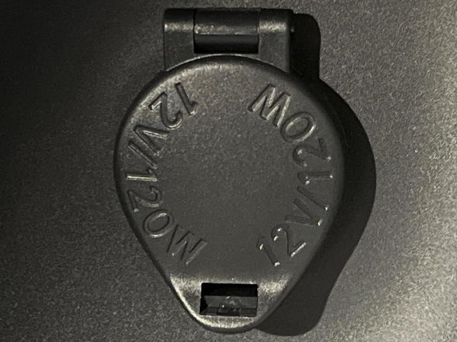 ヤリスクロス Ｘ　４ＷＤ　ディスプレイオーディオ　バックカメラ　セーフティセンス　レーダークルーズ　禁煙車　クリアランスソナー　スマートキー　オートハイビーム　車線逸脱警報　誤発進抑制機能　Ｂｌｕｅｔｏｏｔｈ再生（47枚目）