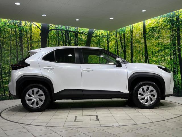 ヤリスクロス Ｘ　４ＷＤ　ディスプレイオーディオ　バックカメラ　セーフティセンス　レーダークルーズ　禁煙車　クリアランスソナー　スマートキー　オートハイビーム　車線逸脱警報　誤発進抑制機能　Ｂｌｕｅｔｏｏｔｈ再生（54枚目）