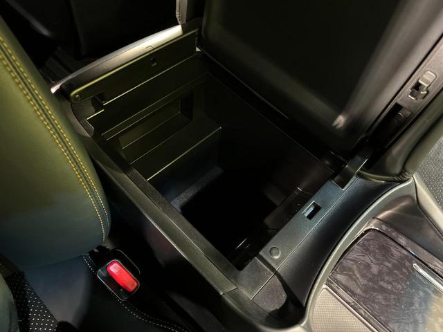 ヴェルファイアハイブリッド Ｚ　ゴールデンアイズ　４ＷＤ　両側電動スライドドア　純正９型ディスプレイオーディオ　バックカメラ　ＡＣ１００Ｖ電源　セーフティセンス　レーダークルーズ　禁煙車　パワーバックドア　ハーフレザーシート　ドラレコ　スマートキー（57枚目）