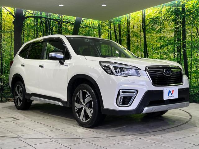 高透明度のガラス皮膜で撥水はもちろん、上質なツヤ・光沢を実現。紫外線や酸性雨から大切な愛車を保護し、色あせ・劣化を防止。「弾スプラッシュコート」、「弾プリミッサコート」からお選びいただけます。