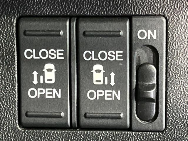 ステップワゴンスパーダ スパーダ・クールスピリット　ホンダセンシング　４ＷＤ　両側電動スライドドア　純正ＳＤナビ　フリップダウンモニター　バックカメラ　寒冷地仕様　ホンダセンシング　アダプティブクルーズ　禁煙車　シートヒーター　ドラレコ　スマートキー　ＬＥＤヘッド（3枚目）