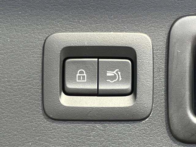 ＣＸ－３０ ２０Ｓ　プロアクティブ　ツーリングセレクション　４ＷＤ　８．８型マツダコネクトナビ　全周囲カメラ　ＢＯＳＥサウンドシステム　スマートブレーキサポート　レーダークルーズ　禁煙車　パワーバックドア　前席シートヒーター　パワーシート　ドラレコ　ＥＴＣ（43枚目）