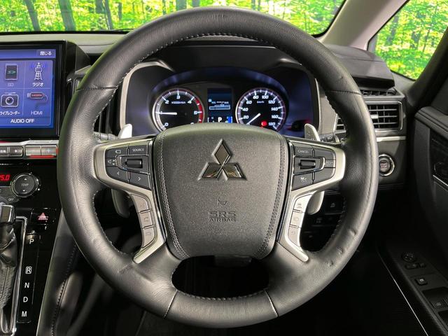 【純正革巻きステアリング】上質な革を使用することで、手にしっかり馴染みとても運転しやすいハンドルです♪