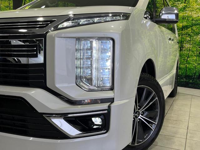 【ＬＥＤヘッドライト】悪天候や夜間走行時も良好な視界を確保し安心して運転できる高輝度ＬＥＤヘッドライトを装備！点灯速度が早く、消費電力も抑えられています。