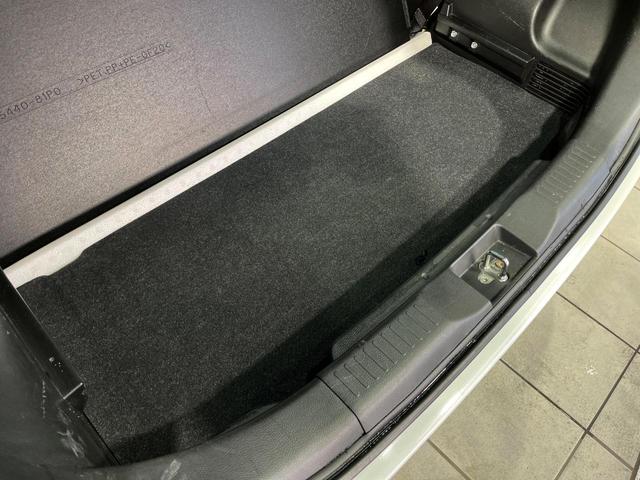 ソリオ Ｇ　４ＷＤ　電動スライドドア　ＳＤナビ　禁煙車　前席シートヒーター　スマートキー　ＥＴＣ　Ｂｌｕｅｔｏｏｔｈ再生　ＣＤ／ＤＶＤ再生　フルセグ　シートリフター　プライバシーガラス　盗難防止装置（45枚目）