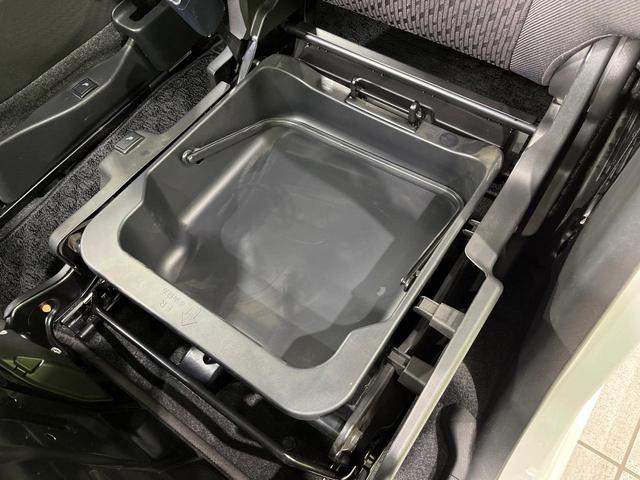 ソリオ Ｇ　４ＷＤ　電動スライドドア　ＳＤナビ　禁煙車　前席シートヒーター　スマートキー　ＥＴＣ　Ｂｌｕｅｔｏｏｔｈ再生　ＣＤ／ＤＶＤ再生　フルセグ　シートリフター　プライバシーガラス　盗難防止装置（49枚目）