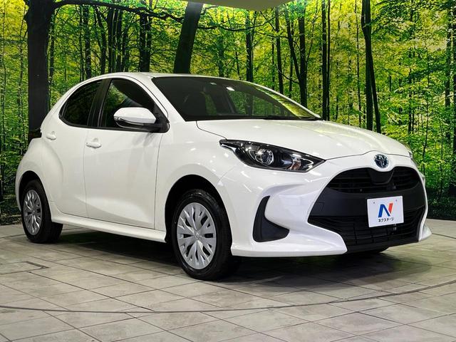 ヤリス ハイブリッドＸ　４ＷＤ　ナビ機能付きディスプレイオーディオ　バックカメラ　ＡＣ１００Ｖ電源　セーフティセンス　レーダークルーズ　禁煙車　ドラレコ　スマートキー　ビルトインＥＴＣ　オートハイビーム　車線逸脱警報（16枚目）