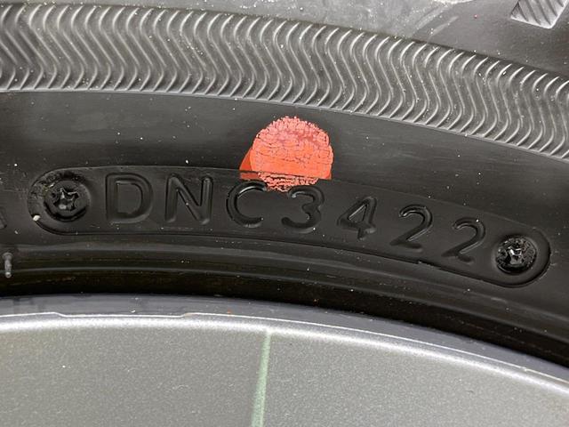 ヤリス ハイブリッドＸ　４ＷＤ　ナビ機能付きディスプレイオーディオ　バックカメラ　ＡＣ１００Ｖ電源　セーフティセンス　レーダークルーズ　禁煙車　ドラレコ　スマートキー　ビルトインＥＴＣ　オートハイビーム　車線逸脱警報（60枚目）