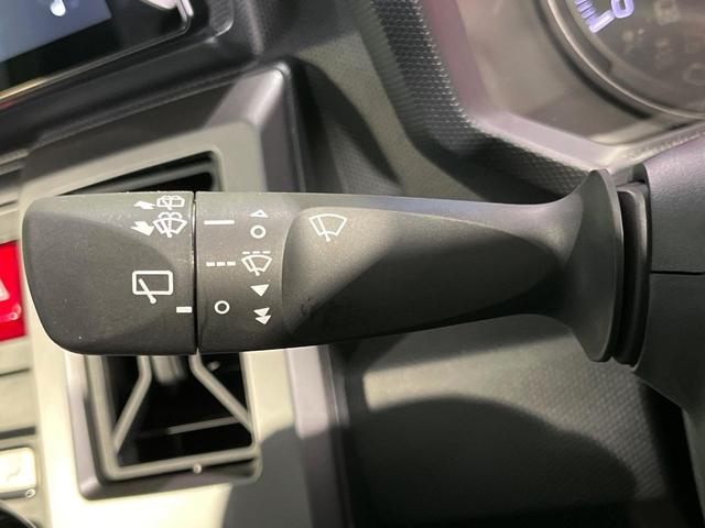 タフト Ｇ　ダーククロムベンチャー　４ＷＤ　ガラスルーフ　純正９型ディスプレイオーディオ　バックカメラ　スマートアシスト　禁煙車　前席シートヒーター　コーナーセンサー　スマートキー　ＬＥＤヘッド　純正１５インチアルミ　オートハイビーム（30枚目）