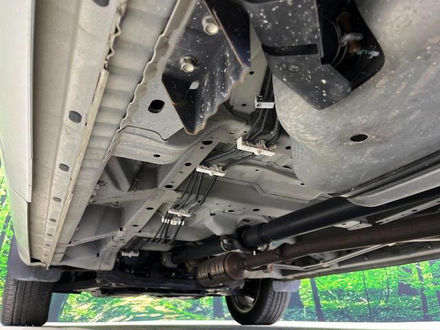 デリカＤ：５ Ｄ　パワーパッケージ　４ＷＤ　ターボ　両側電動スライドドア　ＳＤナビ　バックカメラ　禁煙車　前席シートヒーター　スマートキー　ＨＩＤヘッド　ビルトインＥＴＣ　オートライト　オートエアコン　純正１８インチＡＷ（24枚目）