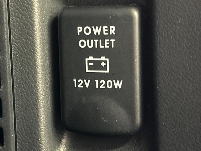 デリカＤ：５ Ｄ　パワーパッケージ　４ＷＤ　ターボ　両側電動スライドドア　ＳＤナビ　バックカメラ　禁煙車　前席シートヒーター　スマートキー　ＨＩＤヘッド　ビルトインＥＴＣ　オートライト　オートエアコン　純正１８インチＡＷ（35枚目）