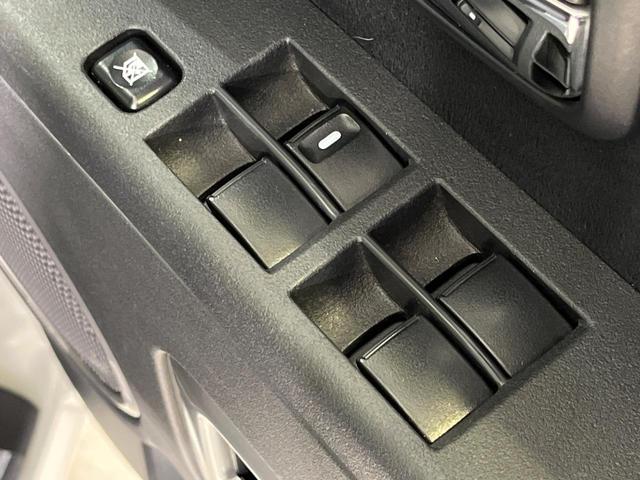 デリカＤ：５ Ｄ　パワーパッケージ　４ＷＤ　ターボ　両側電動スライドドア　ＳＤナビ　バックカメラ　禁煙車　前席シートヒーター　スマートキー　ＨＩＤヘッド　ビルトインＥＴＣ　オートライト　オートエアコン　純正１８インチＡＷ（44枚目）