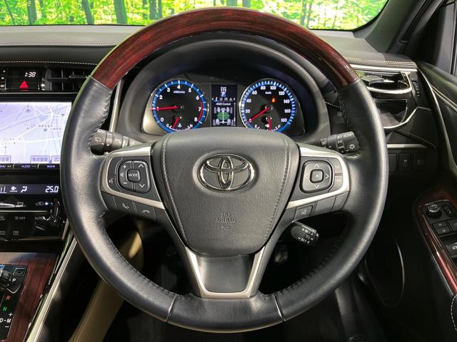 ハリアー プレミアム 4WD 純正9型SDナビ バックカメラ プリクラッシュセーフティ 禁煙車 パワーバックドア パワーシート スマートキー LEDヘッド ETC オートマチックハイビーム 車線逸脱警報 オートエアコン(11枚目)