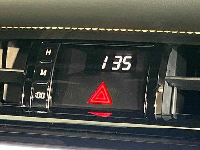 ハリアー プレミアム 4WD 純正9型SDナビ バックカメラ プリクラッシュセーフティ 禁煙車 パワーバックドア パワーシート スマートキー LEDヘッド ETC オートマチックハイビーム 車線逸脱警報 オートエアコン(29枚目)