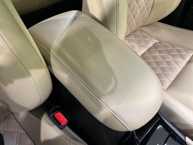 ハリアー プレミアム 4WD 純正9型SDナビ バックカメラ プリクラッシュセーフティ 禁煙車 パワーバックドア パワーシート スマートキー LEDヘッド ETC オートマチックハイビーム 車線逸脱警報 オートエアコン(55枚目)