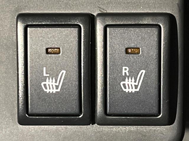 アルト Ｌ　４ＷＤ　ＳＤナビ　バックカメラ　禁煙車　前席シートヒーター　助手席シートヒーター　ＥＴＣ　ＣＤ／ＤＶＤ再生　アイドリングストップ　セキュリティアラーム（5枚目）