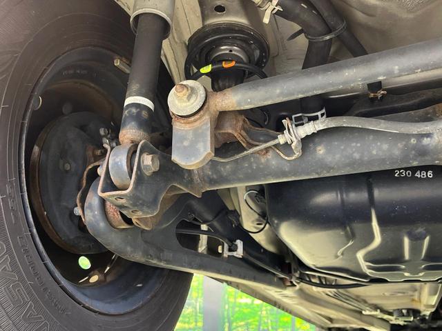 アルト Ｌ　４ＷＤ　ＳＤナビ　バックカメラ　禁煙車　前席シートヒーター　助手席シートヒーター　ＥＴＣ　ＣＤ／ＤＶＤ再生　アイドリングストップ　セキュリティアラーム（21枚目）