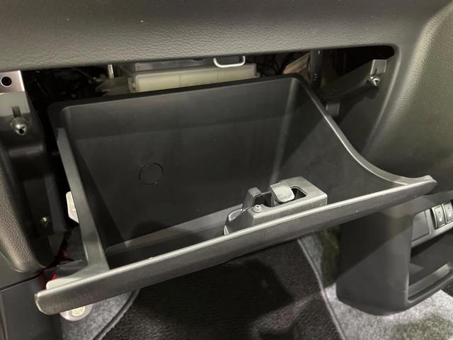 アルト Ｌ　４ＷＤ　ＳＤナビ　バックカメラ　禁煙車　前席シートヒーター　助手席シートヒーター　ＥＴＣ　ＣＤ／ＤＶＤ再生　アイドリングストップ　セキュリティアラーム（47枚目）