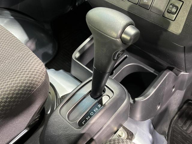 ハイゼットトラック ジャンボＳＡＩＩＩｔ　４ＷＤ　スマートアシスト３ｔ　禁煙車　ＬＥＤヘッド　車線逸脱警報　誤発進抑制機能　ＬＥＤフォグ　ヘッドライトレベライザー　大型荷台作業灯　パワーウィンドウ（21枚目）