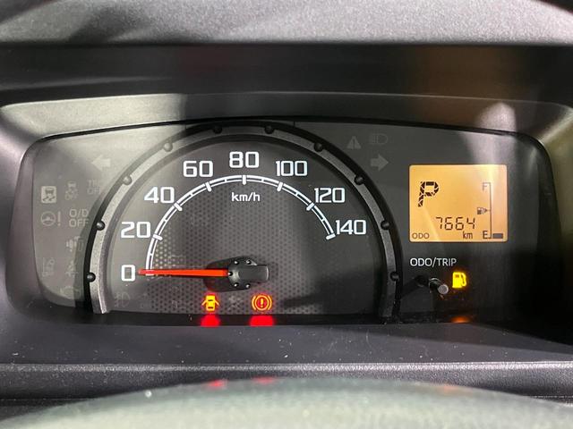 ハイゼットトラック ジャンボＳＡＩＩＩｔ　４ＷＤ　スマートアシスト３ｔ　禁煙車　ＬＥＤヘッド　車線逸脱警報　誤発進抑制機能　ＬＥＤフォグ　ヘッドライトレベライザー　大型荷台作業灯　パワーウィンドウ（22枚目）