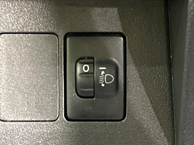 ハイゼットトラック ジャンボＳＡＩＩＩｔ　４ＷＤ　スマートアシスト３ｔ　禁煙車　ＬＥＤヘッド　車線逸脱警報　誤発進抑制機能　ＬＥＤフォグ　ヘッドライトレベライザー　大型荷台作業灯　パワーウィンドウ（25枚目）